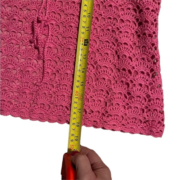 Lilly Pulitzer White Label NWT. crotchet halter top. Size ML.  Very different. - Picture 7 of 14